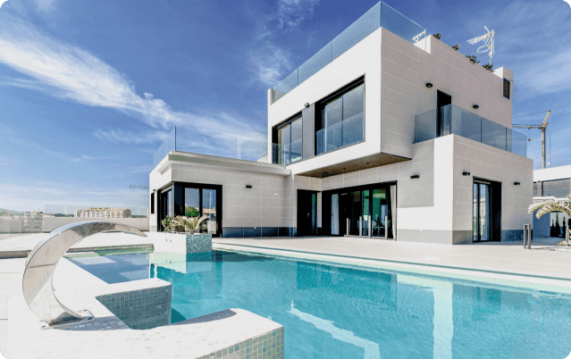 Luxury house with pool